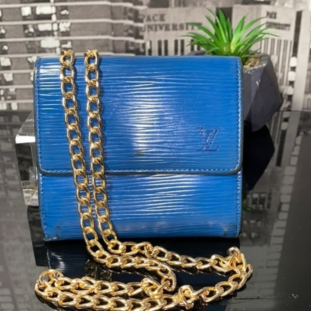 Authentic Louis Vuitton Blue Epi Wallet